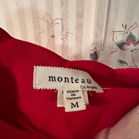 Monteau Red Top Off shoulders Medium - Picture 2 of 2